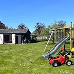 Markerup - Grosszuegig Mit Kamin, Sauna & Spielhaus Holiday home Husby (Schleswig-Flensburg)