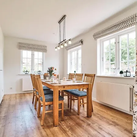 Сasa de vacaciones Markerup - Großzügig Mit Kamin, Sauna&spielhaus Husby (Schleswig-Flensburg)